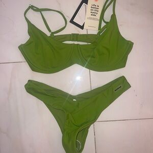 Blackbough NWT Green Bikini Set